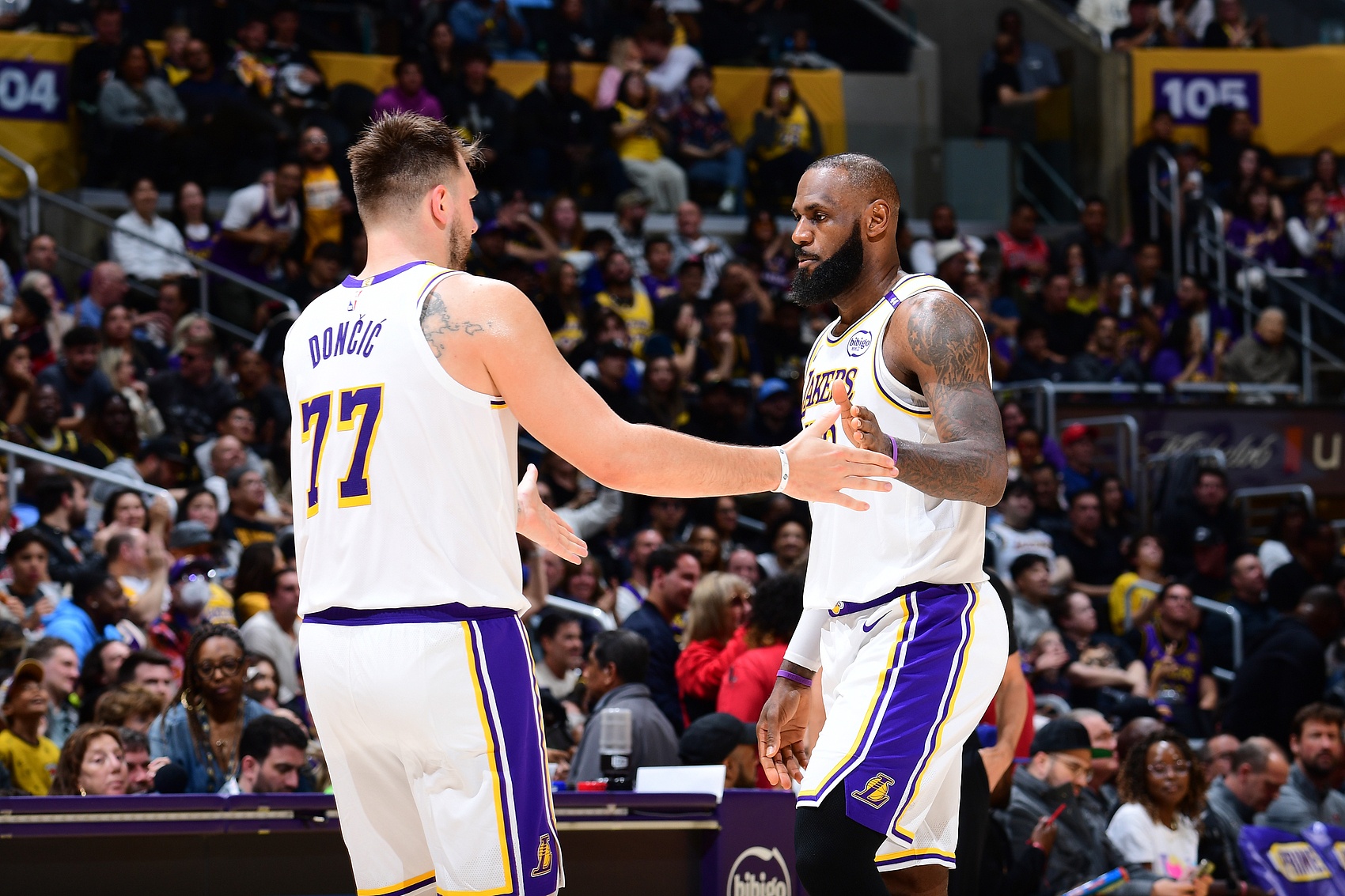 卡位戰(zhàn)/老詹里程碑/灰熊換帥！ESPN預(yù)測(cè)勝率：湖人54.9%微占優(yōu)勢(shì)